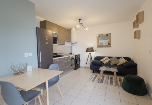 1bedroom flat with terrace