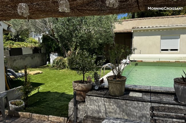 100 m²,3 bedrooms furnished, garden