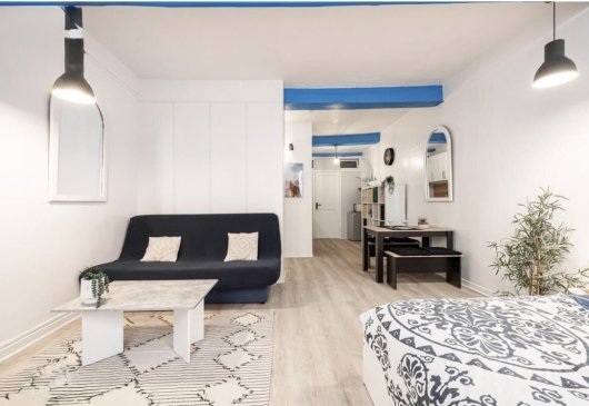 Spacious flat in heart of Old Nice