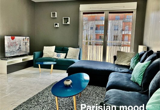 Cosy "Parisian Mood" flat  sleeps 6