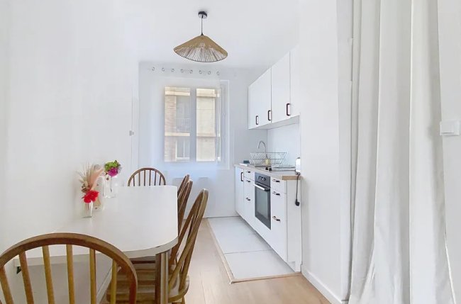 Renovated two-bedroom flat – 54 m²