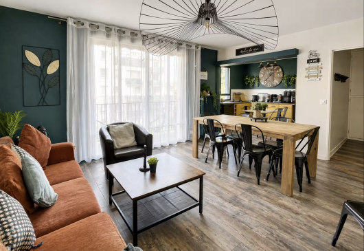 Very large flat – 15min from Paris