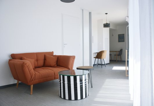 Flat in a residential block