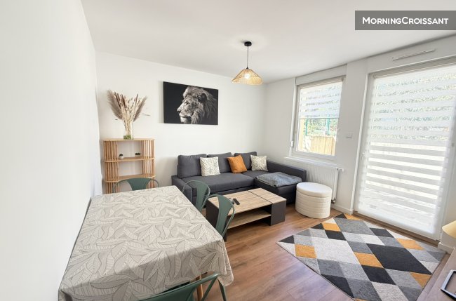 2 bathrooms, toilet, terrace