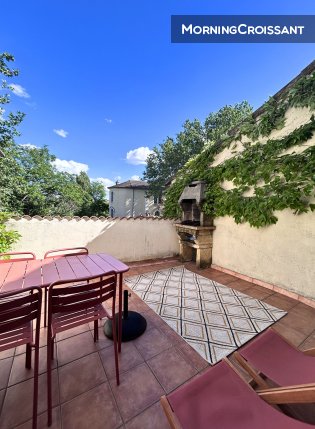 Furnished flat inside Avignon