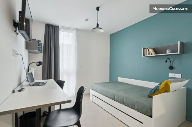 Studio Noisy single bed