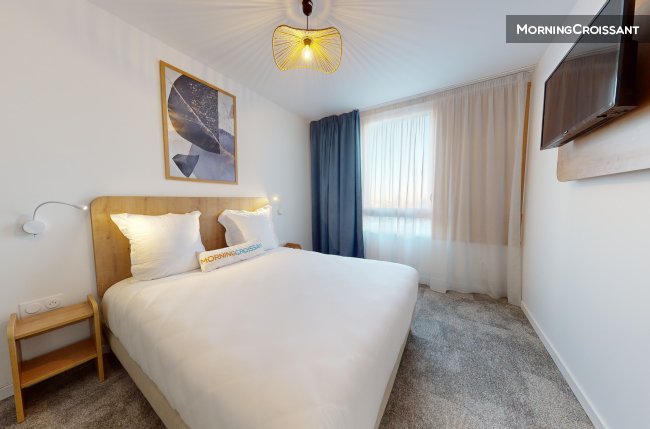 Flat in a residence