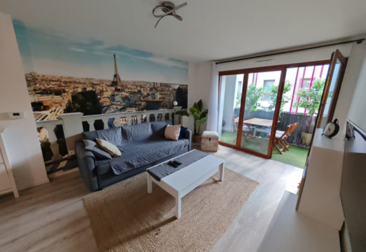 2bedroom flat 45m² near tram stop