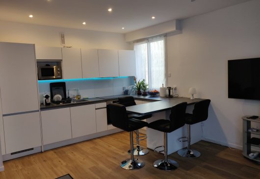 All-Inc 47m² Flat AC Nice W Beach