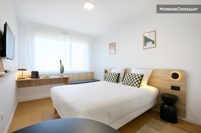 Charming furnished studio flat 19m²