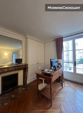 17 m² room in a shared flat